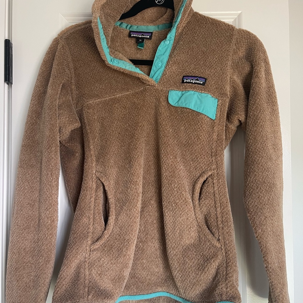 Patagonia fleece pullover